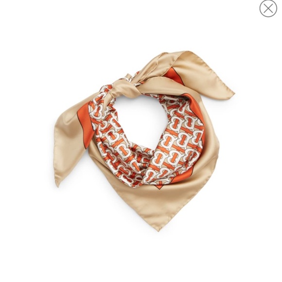BURBERRY NEW Monogrammed Square Silk Scarf - Picture 2 of 7